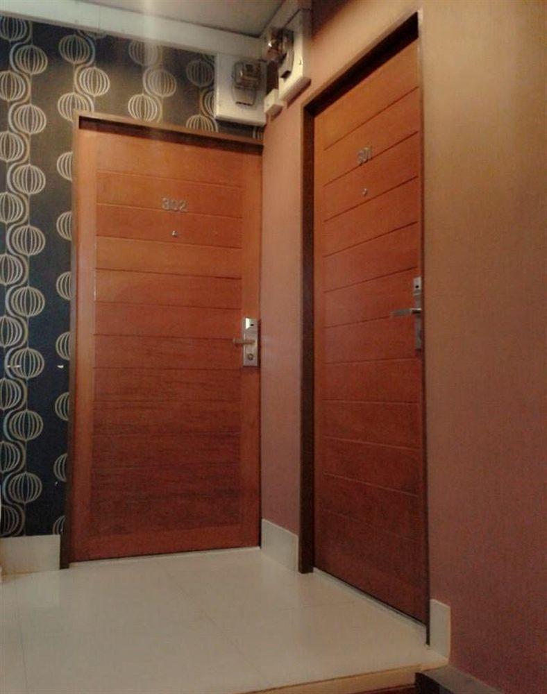 The Mix Bangkok - Bts Phrakhanong Exterior photo