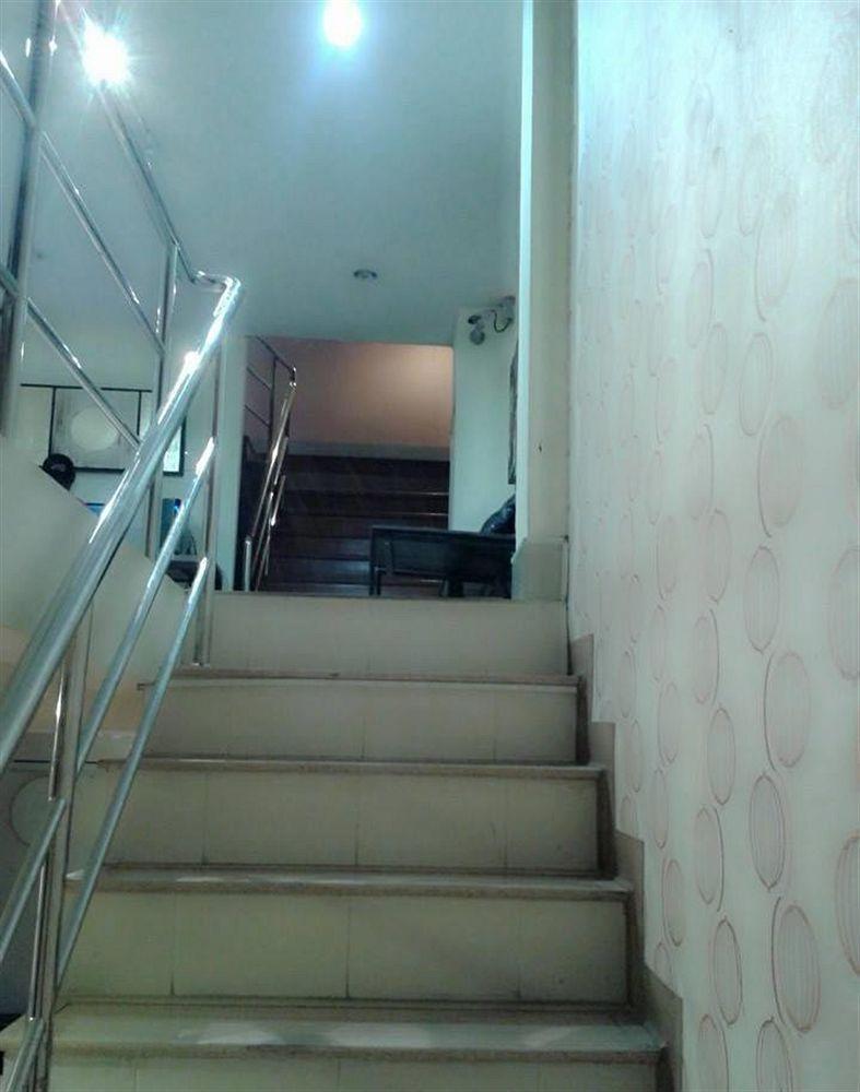 The Mix Bangkok - Bts Phrakhanong Exterior photo